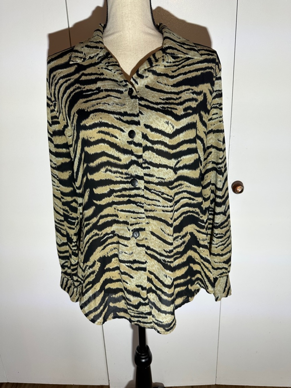 Animal Print Button-Front Women's Blouse in Black and Tan